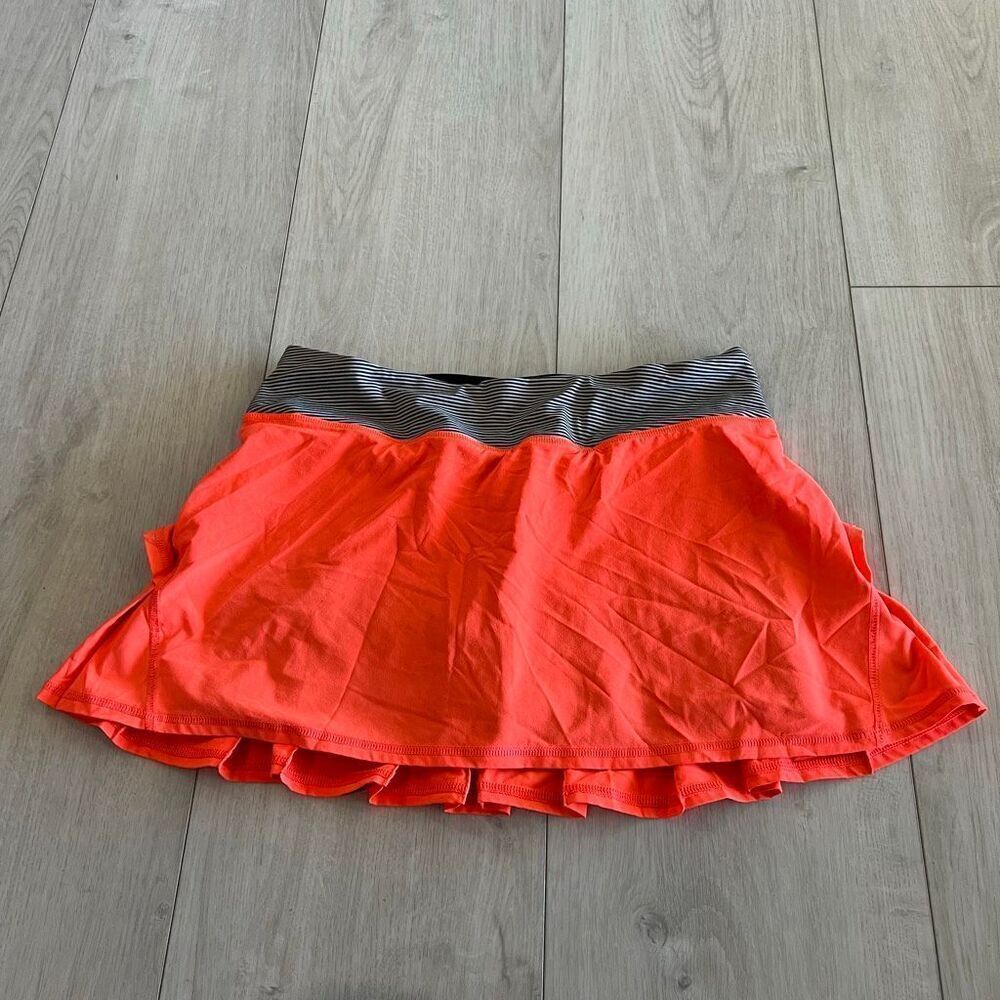 Lululemon Run: Pace Setter Skirt Light Flare / Tonka Stripe Cashew size 6